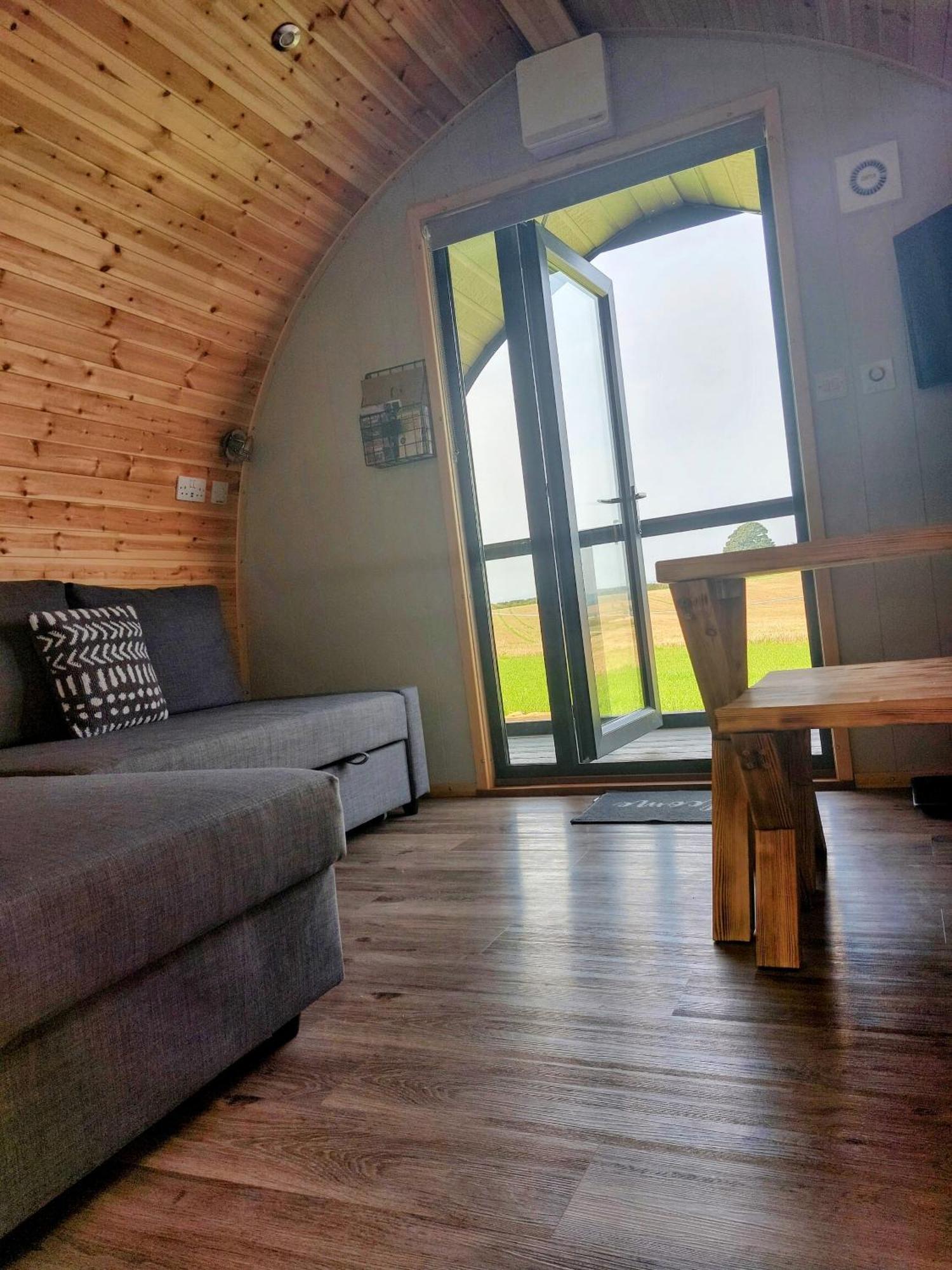 Eastfield Glamping Farm 호텔 Spennithorne 외부 사진