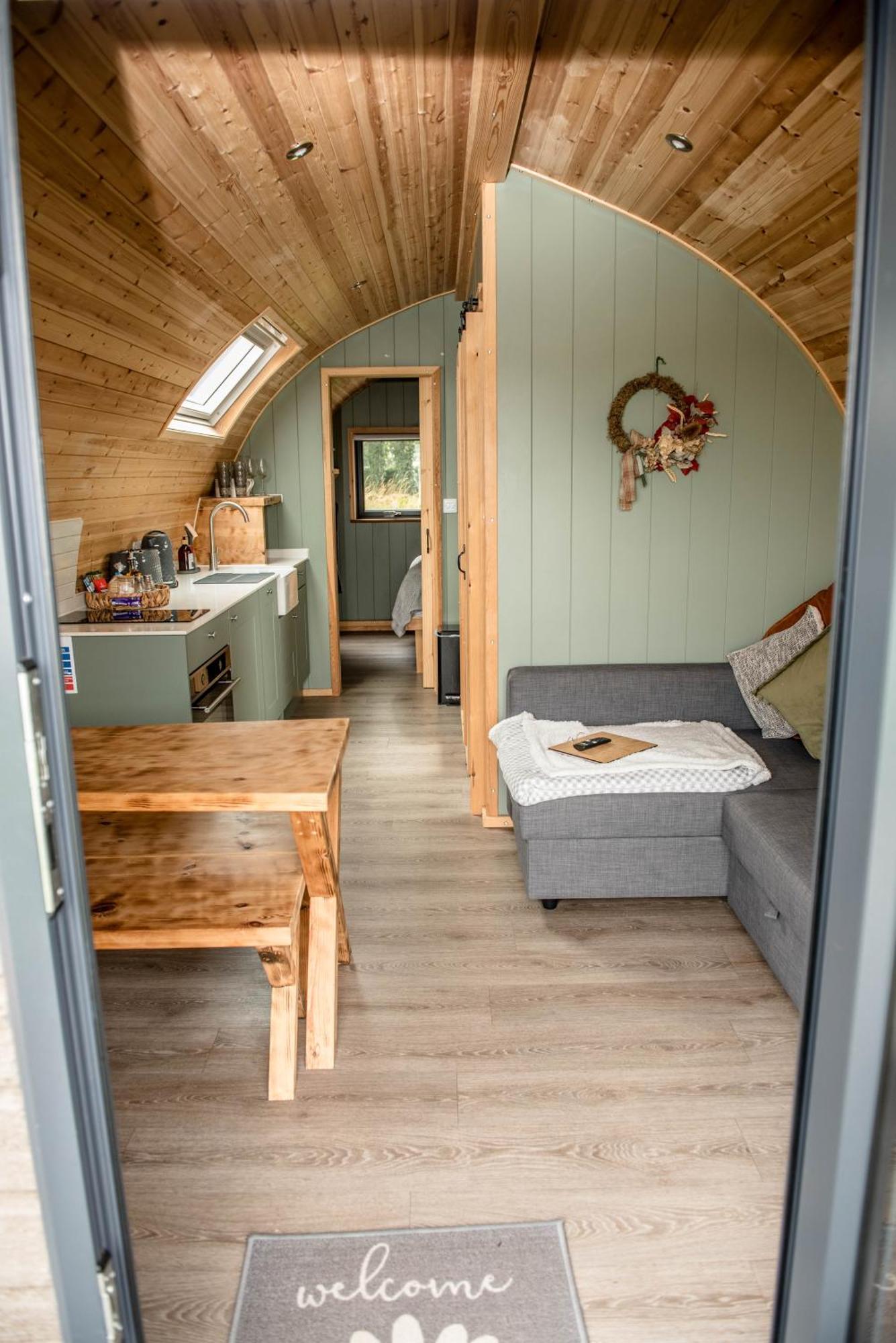 Eastfield Glamping Farm 호텔 Spennithorne 외부 사진